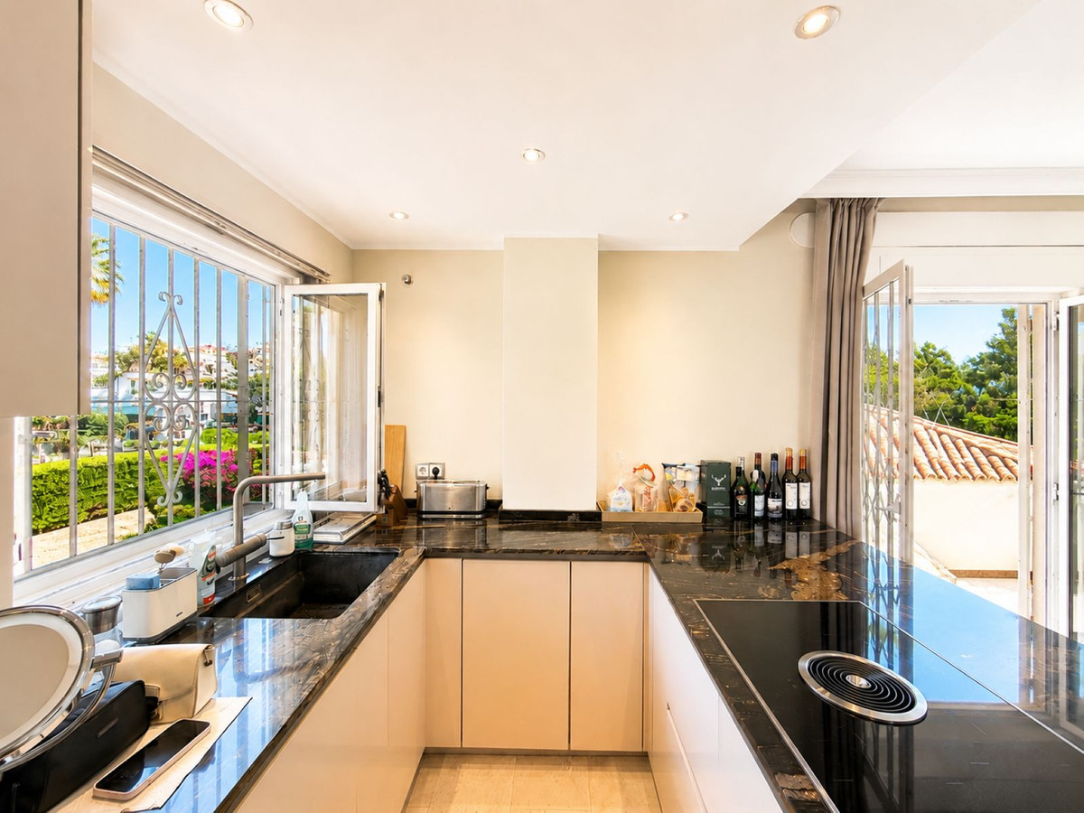 Grond te koop in Estepona | 3 slaapkamers H5456572