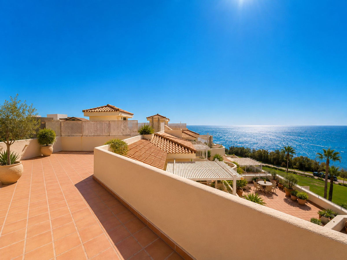 Grond te koop in Estepona | 3 slaapkamers H5456572