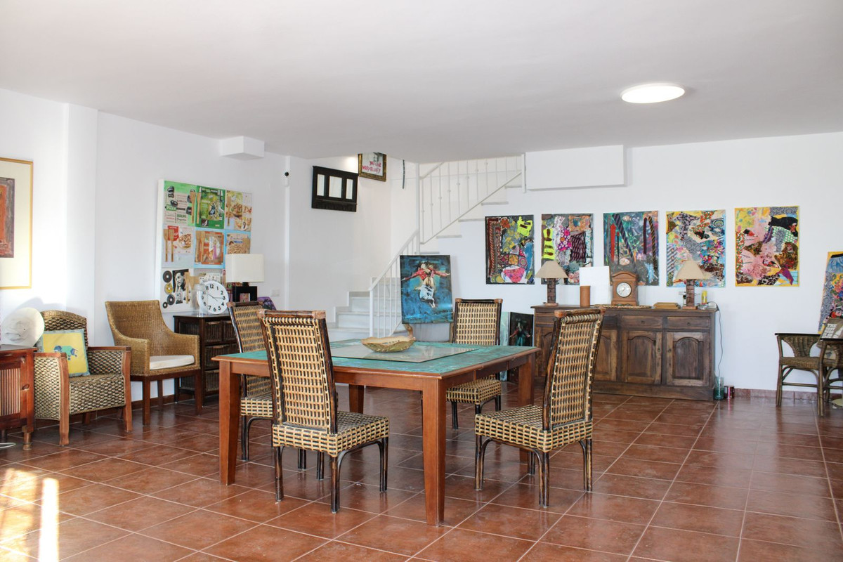 Property main view 33