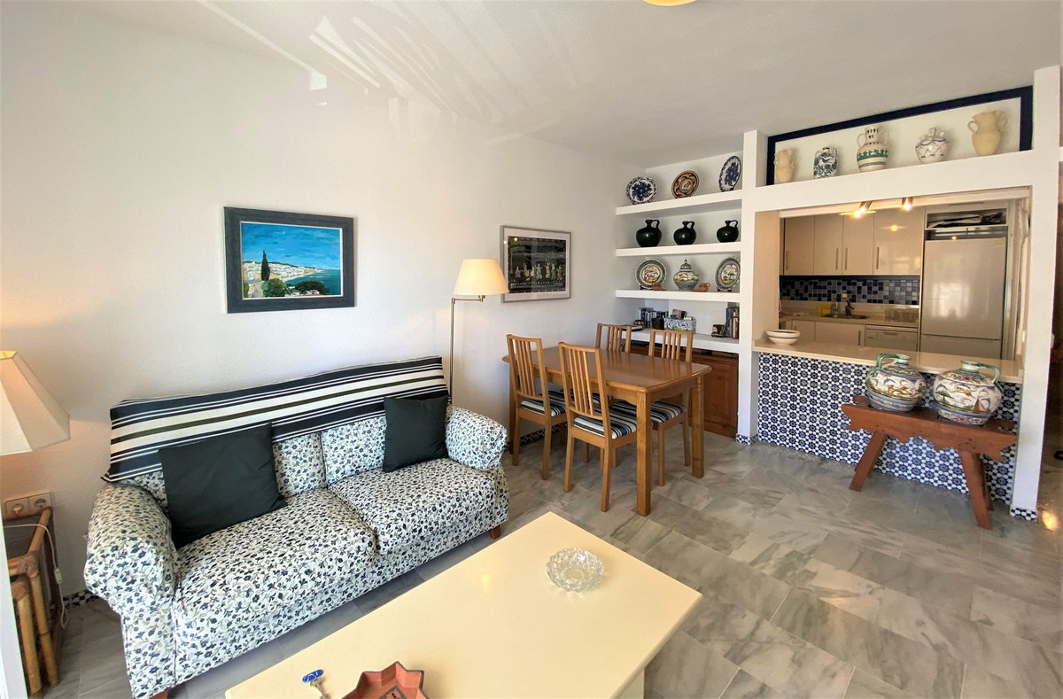 Appartement te koop in Fuengirola | 3 slaapkamers H5424268