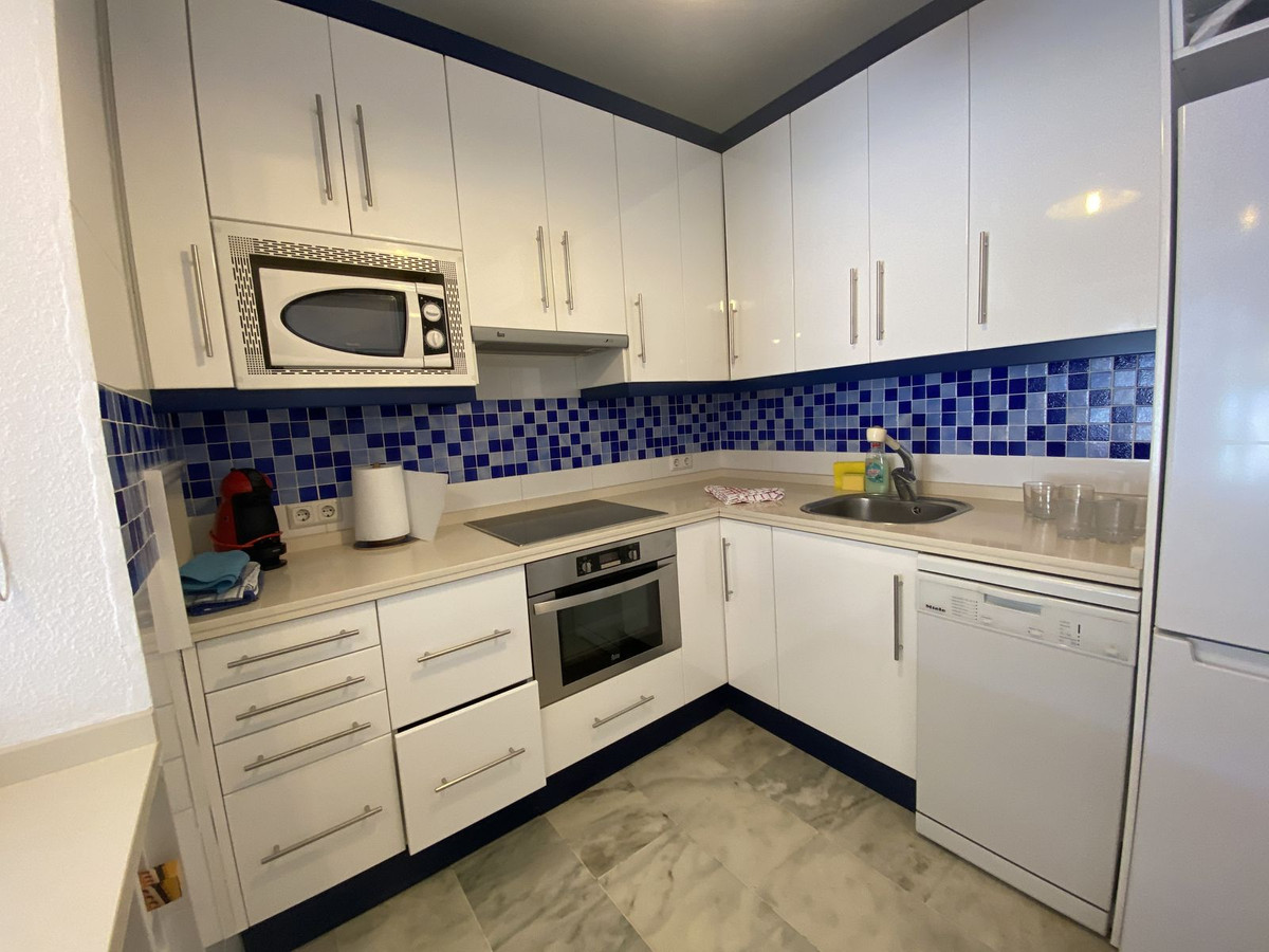 Appartement te koop in Fuengirola | 3 slaapkamers H5424268