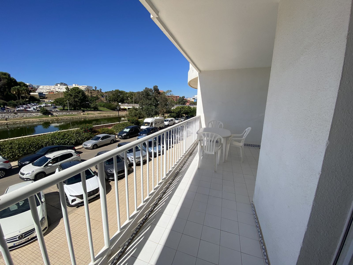 Appartement te koop in Fuengirola | 3 slaapkamers H5424268