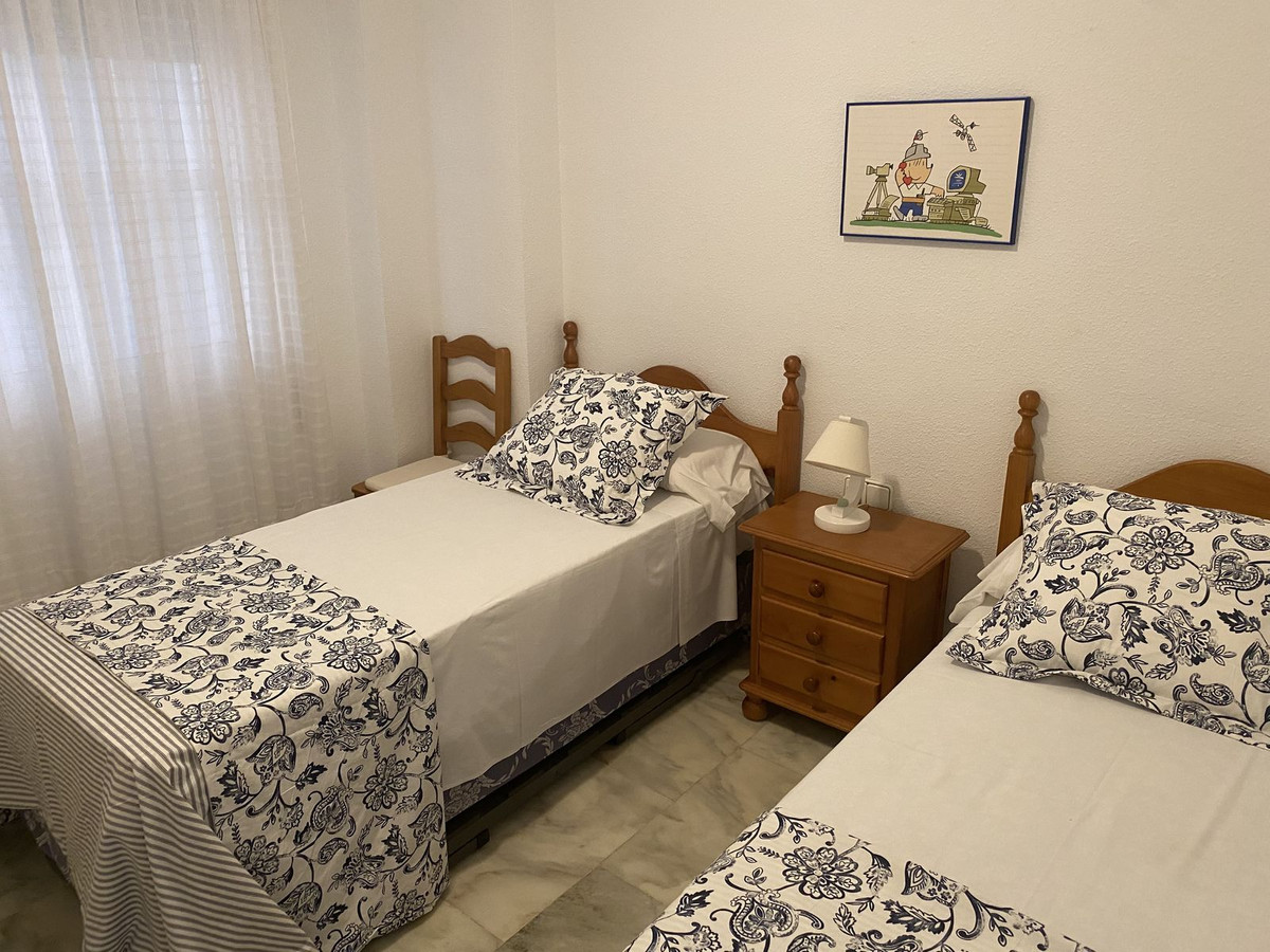 Appartement te koop in Fuengirola | 3 slaapkamers H5424268