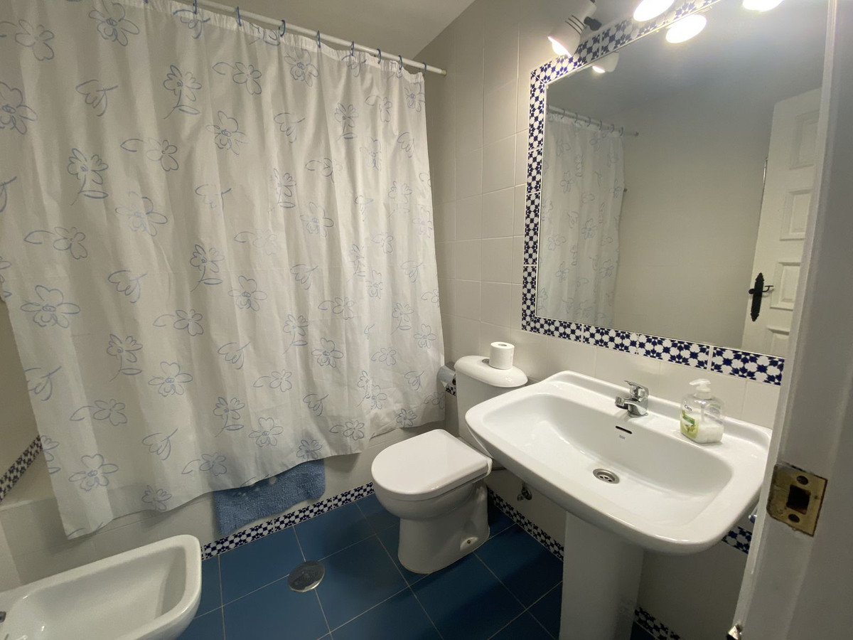 Appartement te koop in Fuengirola | 3 slaapkamers H5424268