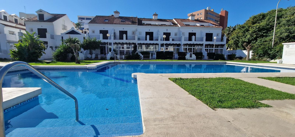 Appartement te koop in Fuengirola | 3 slaapkamers H5424268