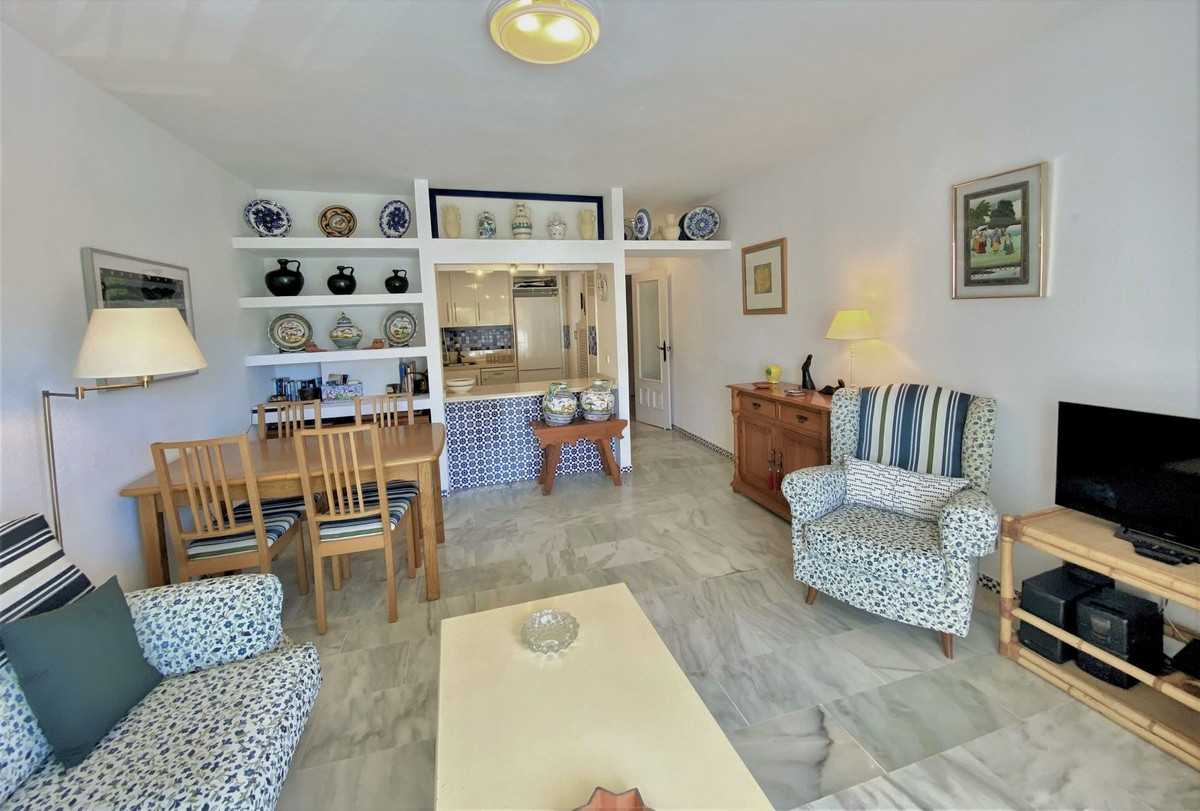 Appartement te koop in Fuengirola | 3 slaapkamers H5424268