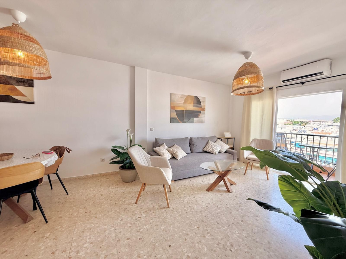 Percelen te koop in Fuengirola | 2 slaapkamers H5447356