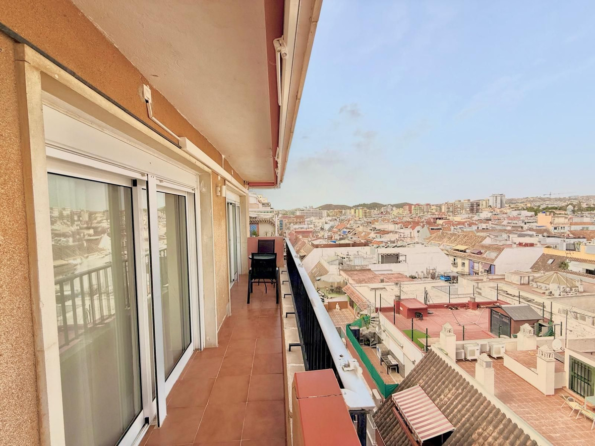 Percelen te koop in Fuengirola | 2 slaapkamers H5447356