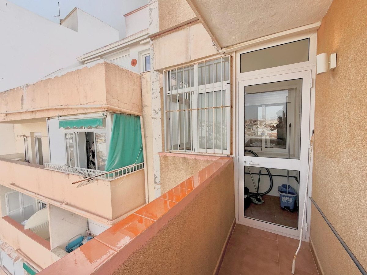 Percelen te koop in Fuengirola | 2 slaapkamers H5447356