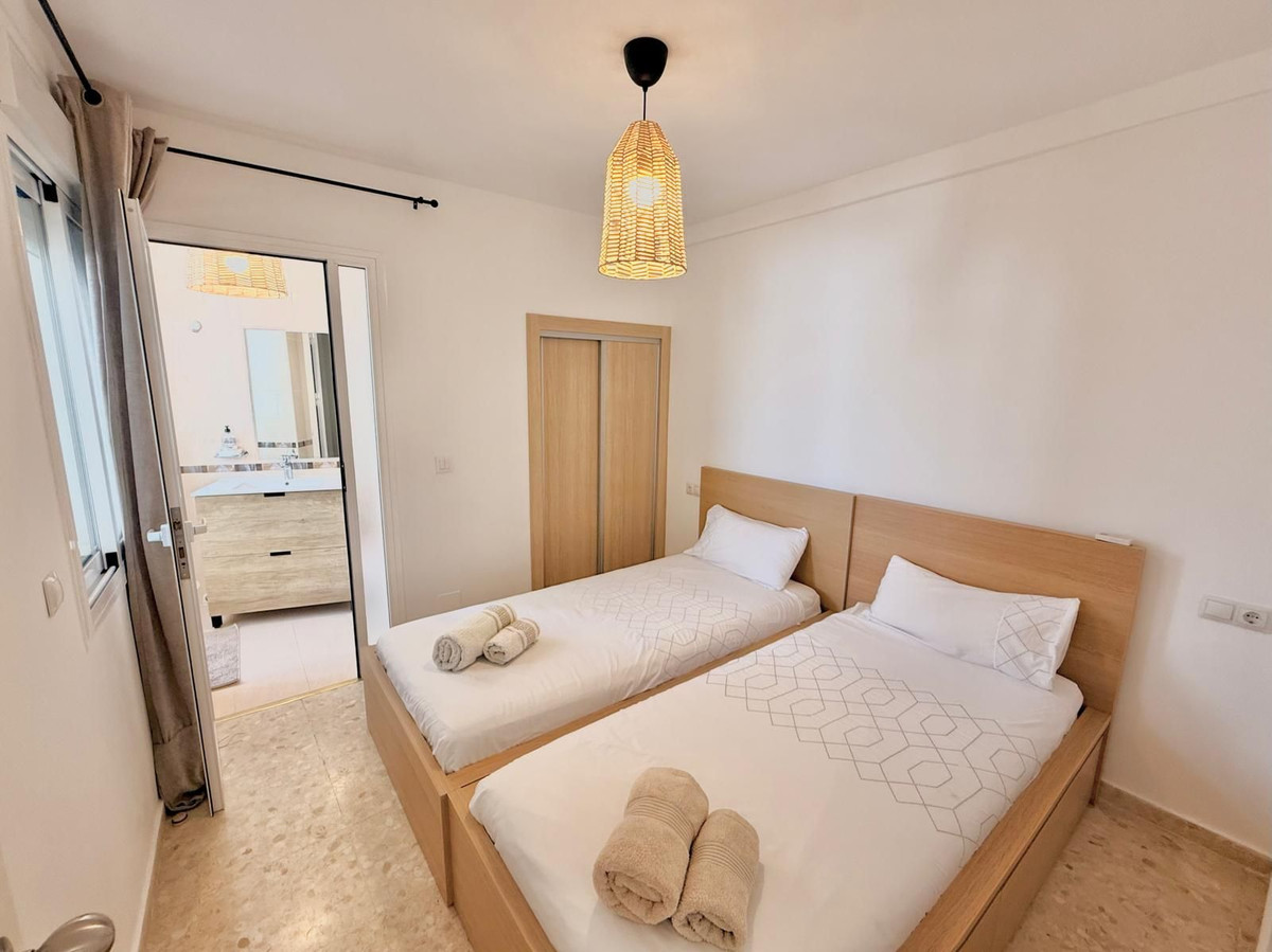 Percelen te koop in Fuengirola | 2 slaapkamers H5447356