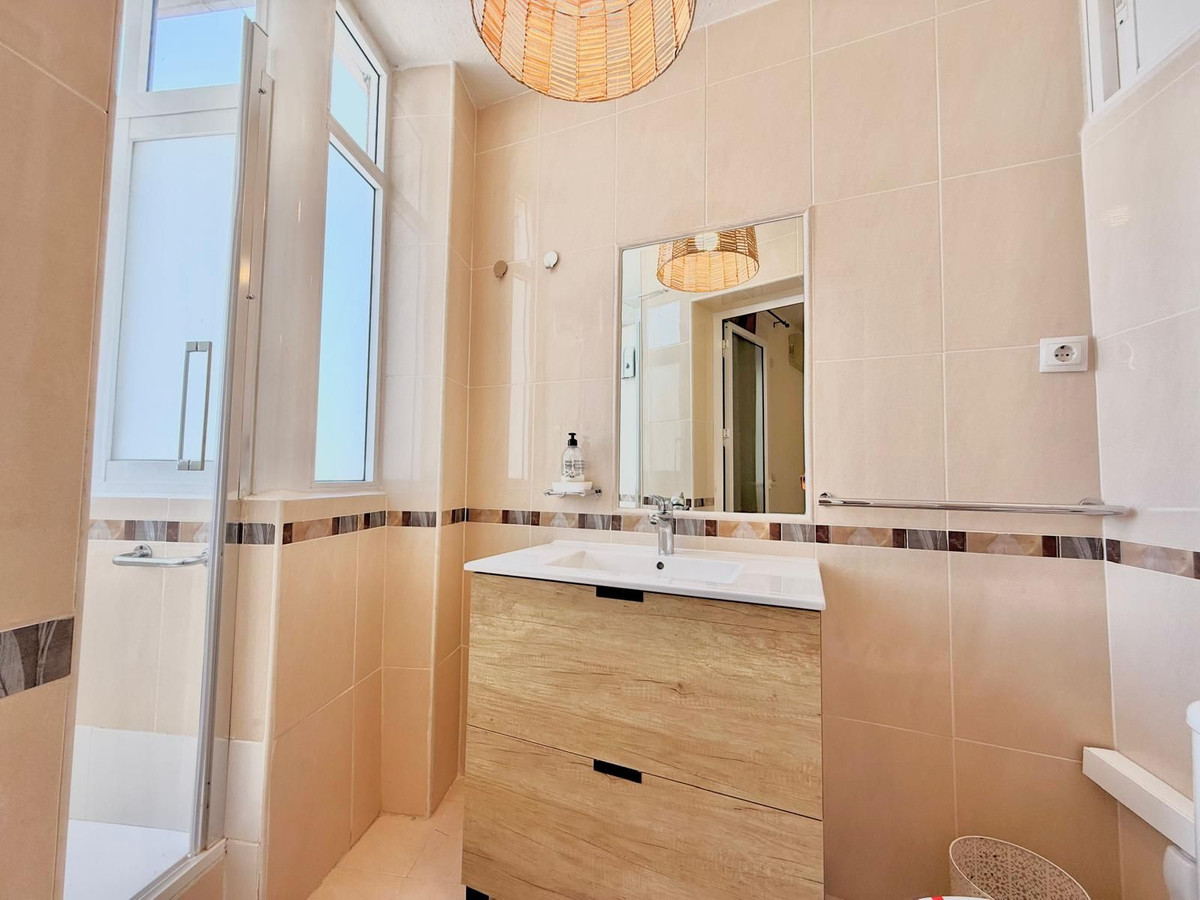 Percelen te koop in Fuengirola | 2 slaapkamers H5447356