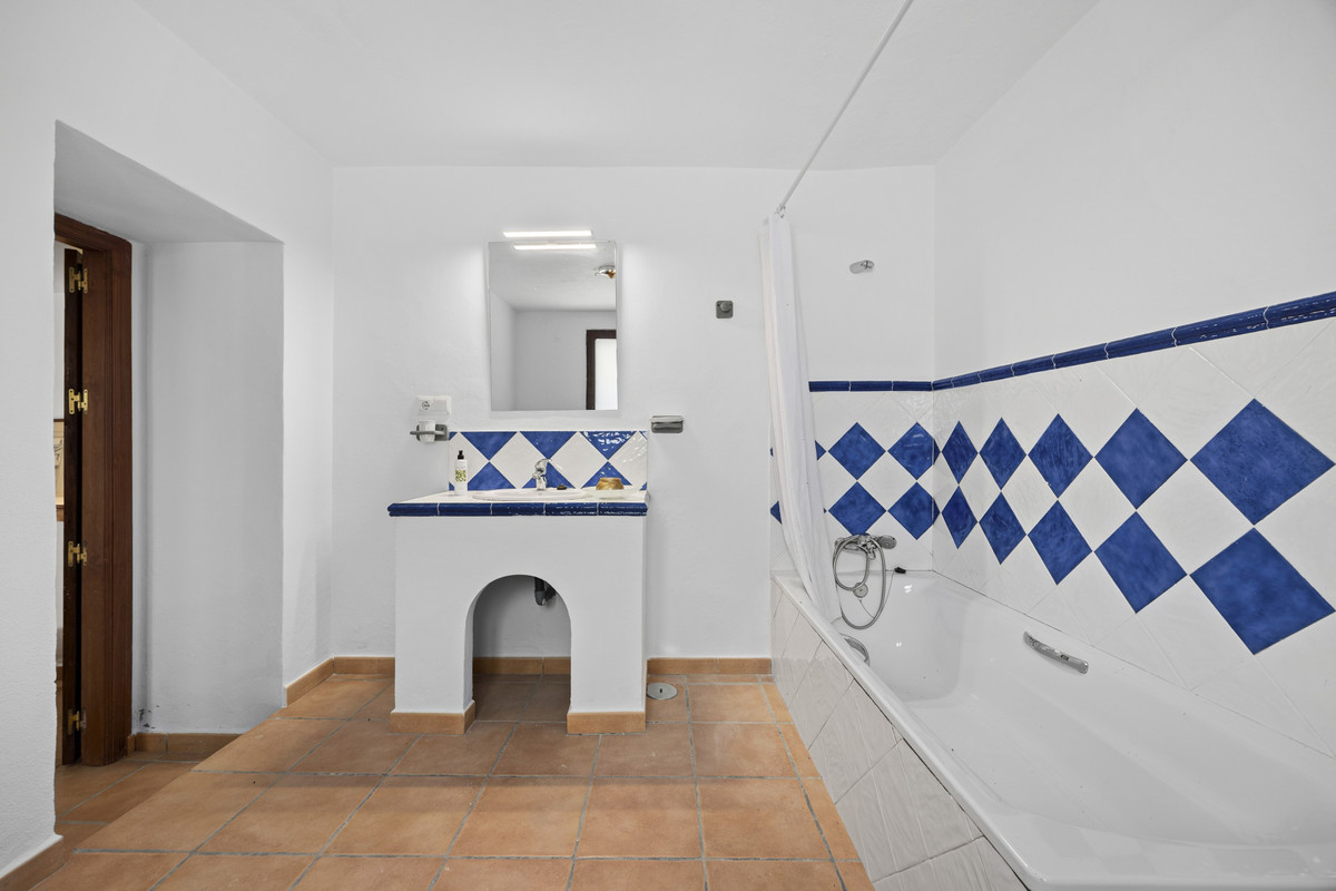 Percelen te koop in Gaucín | 9 slaapkamers H5449966