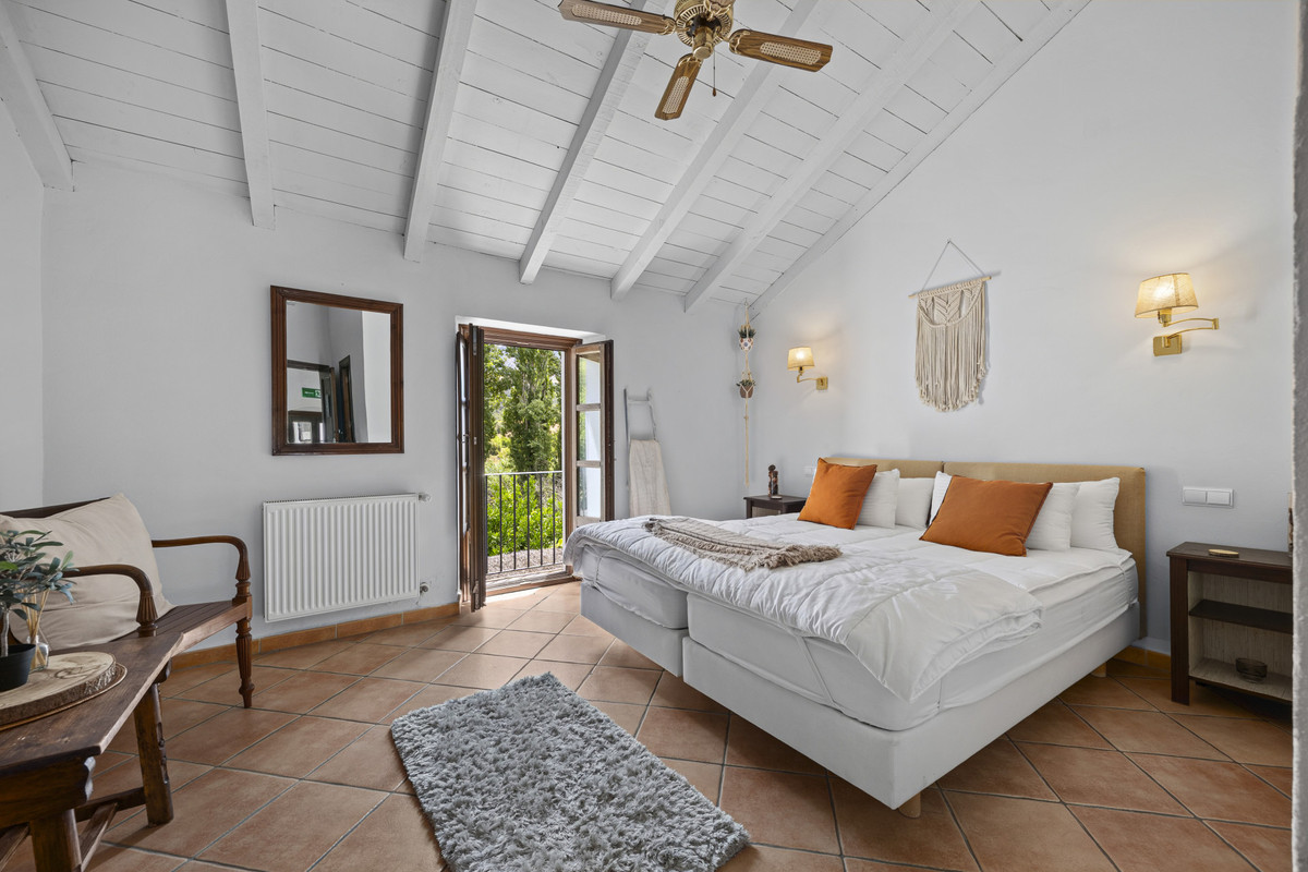 Percelen te koop in Gaucín | 9 slaapkamers H5449966