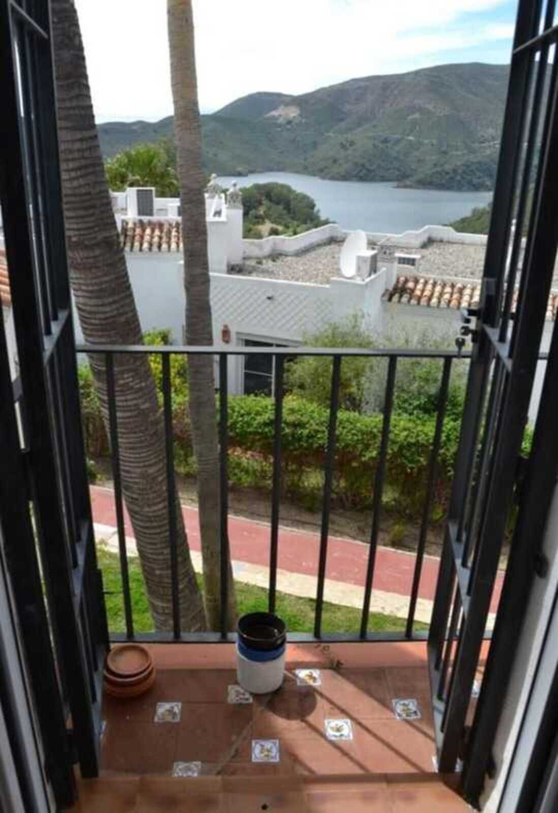 Percelen te koop in Istán | 2 slaapkamers H4968979