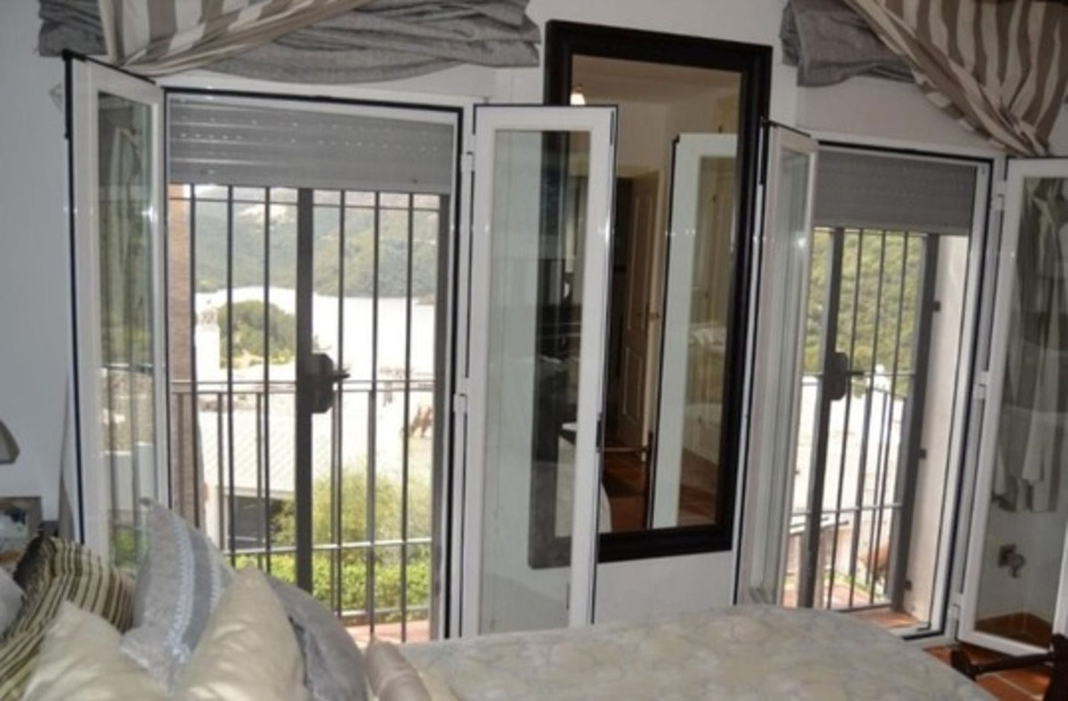 Percelen te koop in Istán | 2 slaapkamers H4968979