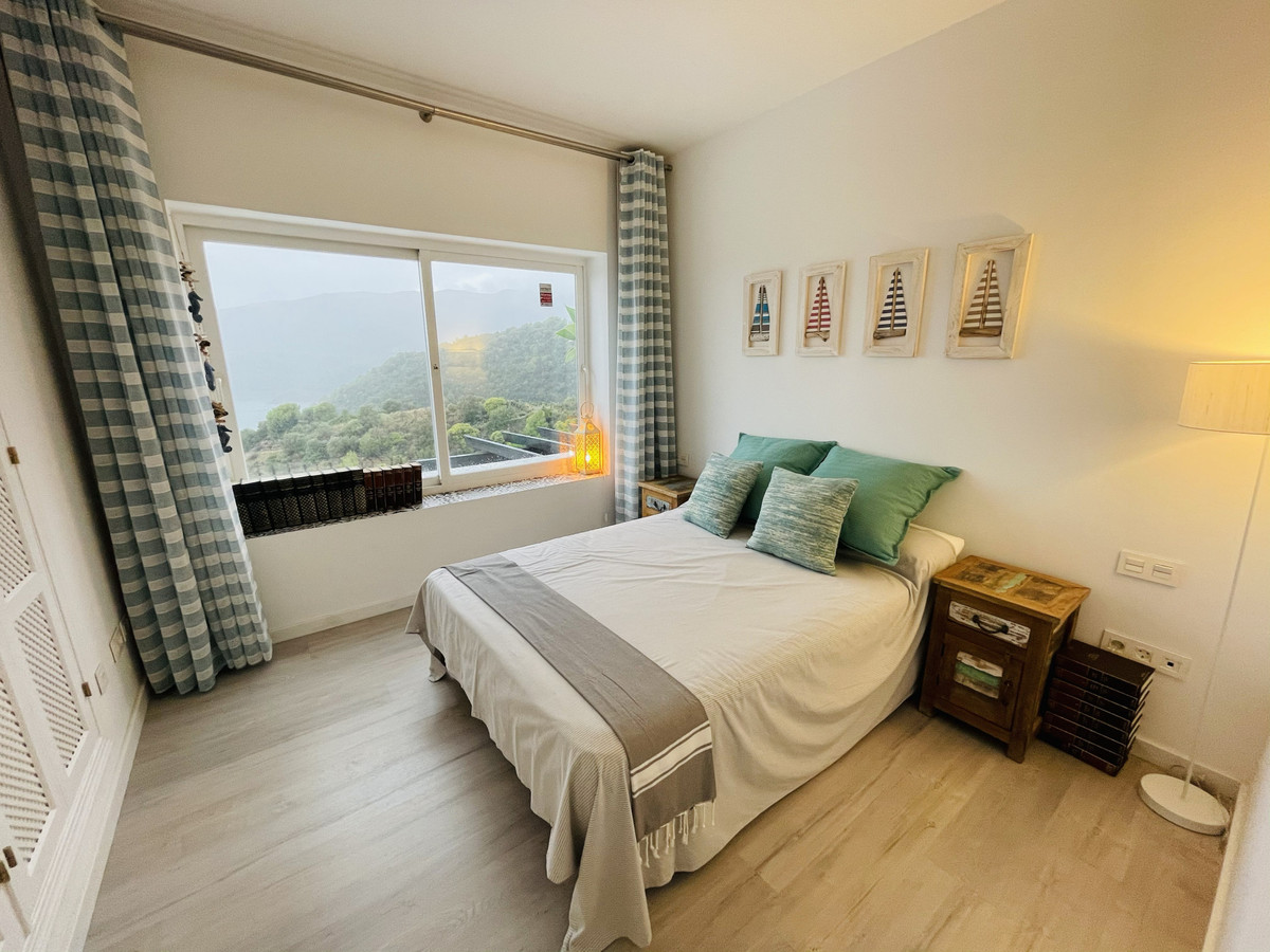 Geschakelde Woning te koop in Istán | 3 slaapkamers H5294521