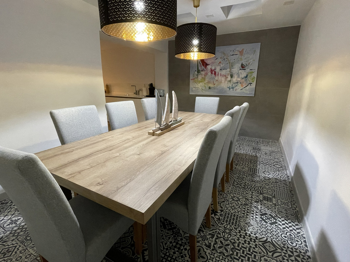 Geschakelde Woning te koop in Istán | 3 slaapkamers H5294521