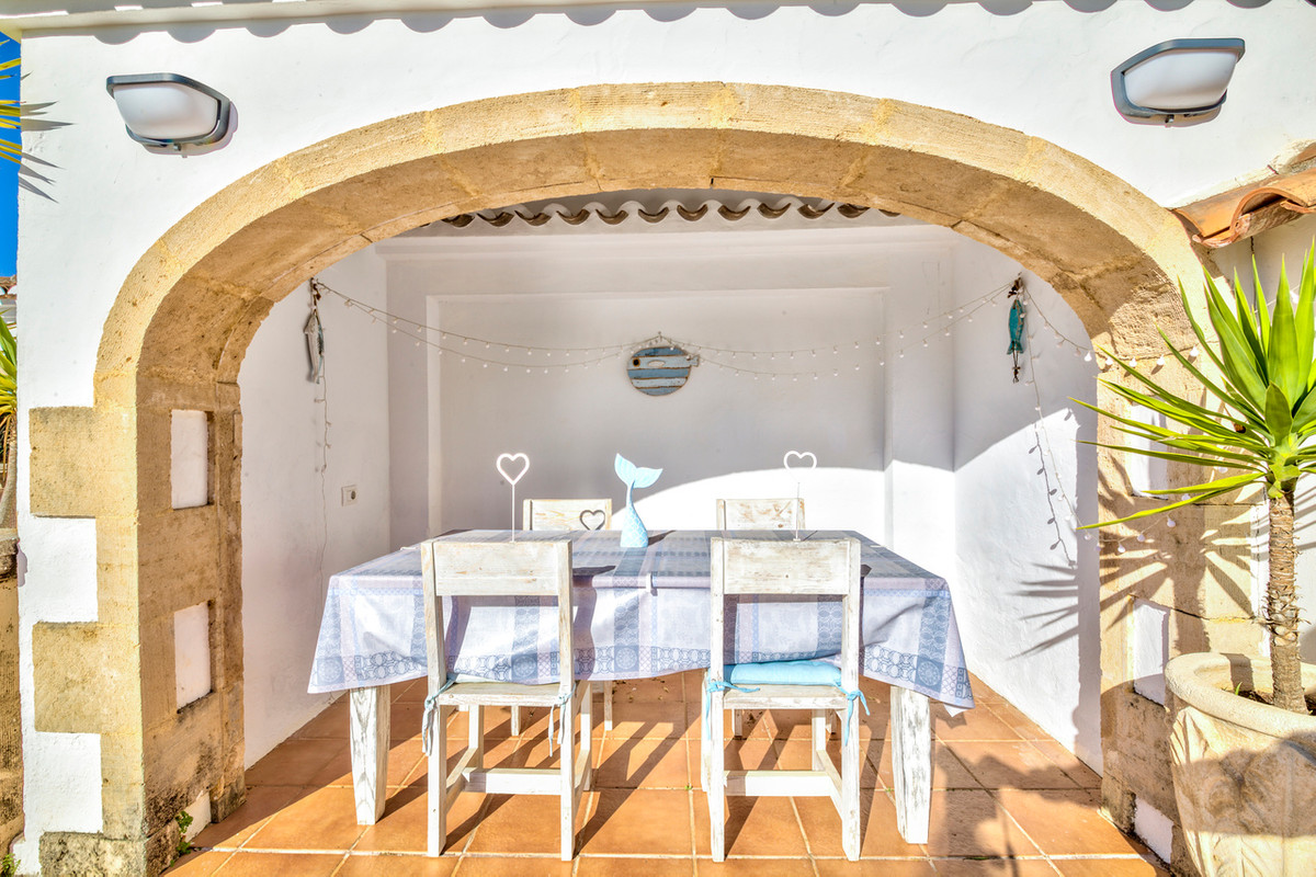 Vrijstaande Villa te koop in Javea | 4 slaapkamers H5328586