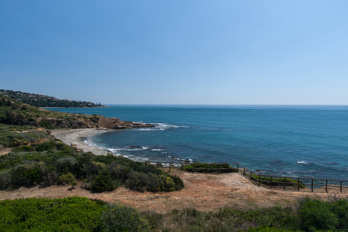 Percelen te koop in La Duquesa | 0 slaapkamers H5107822