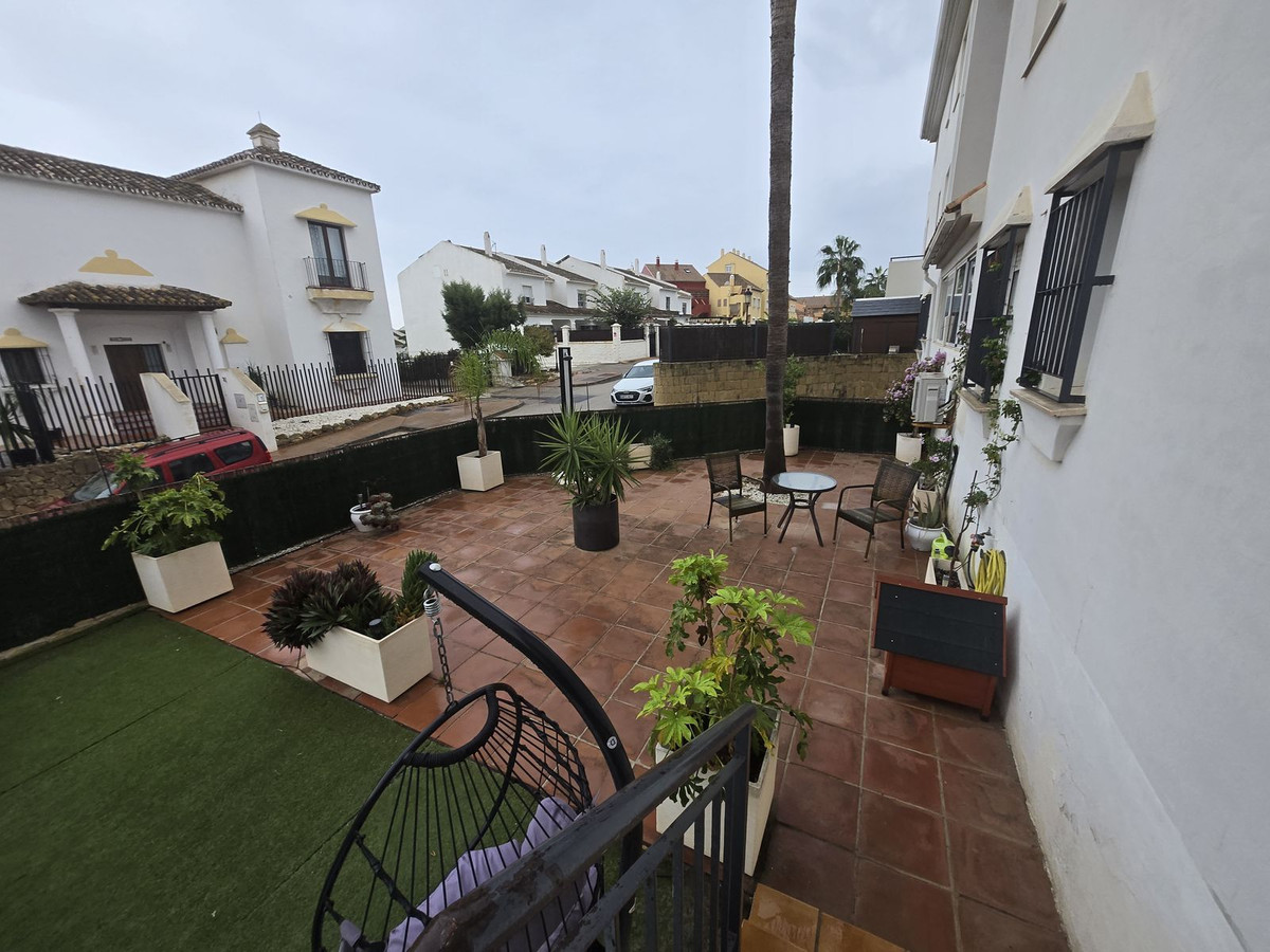 Appartement te koop in La Duquesa | 2 slaapkamers H5271055