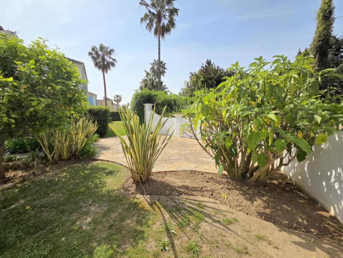 Percelen te koop in La Duquesa | 0 slaapkamers H5365804