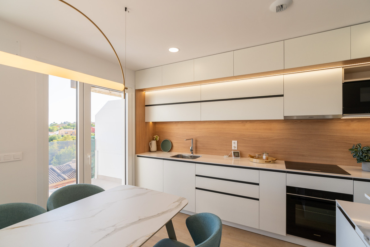 Property main view 60