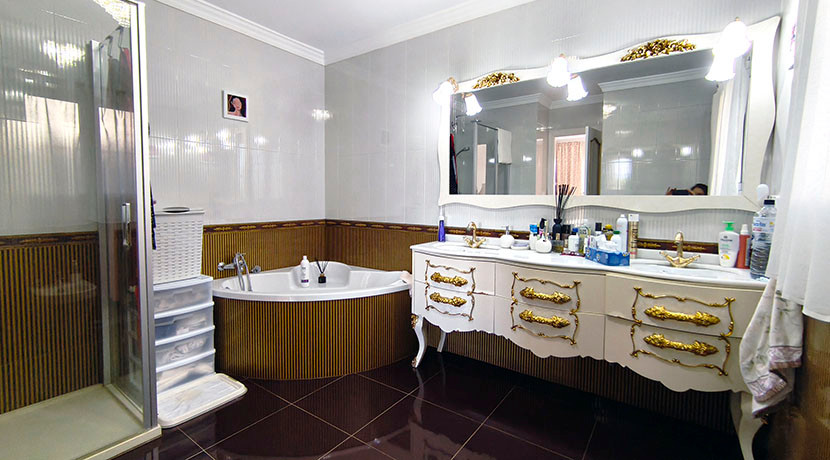 Huis te koop in La Sella Golf | 6 slaapkamers H5473327