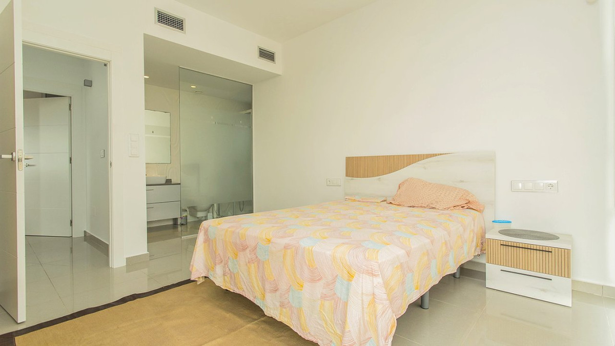 Huis te koop in Lomas de Cabo Roig | 3 slaapkamers H5295382