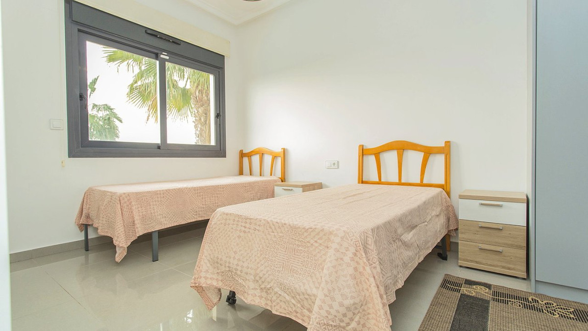 Huis te koop in Lomas de Cabo Roig | 3 slaapkamers H5295382