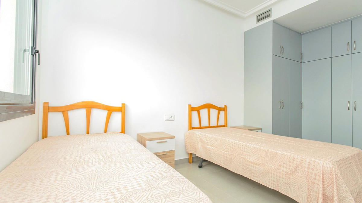 Huis te koop in Lomas de Cabo Roig | 3 slaapkamers H5295382