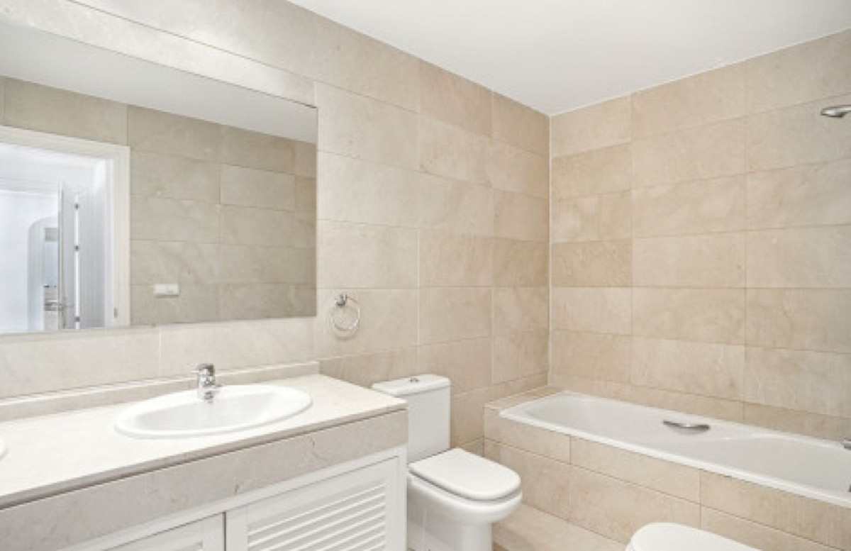 Huis te koop in Los Arqueros | 4 slaapkamers H5426677