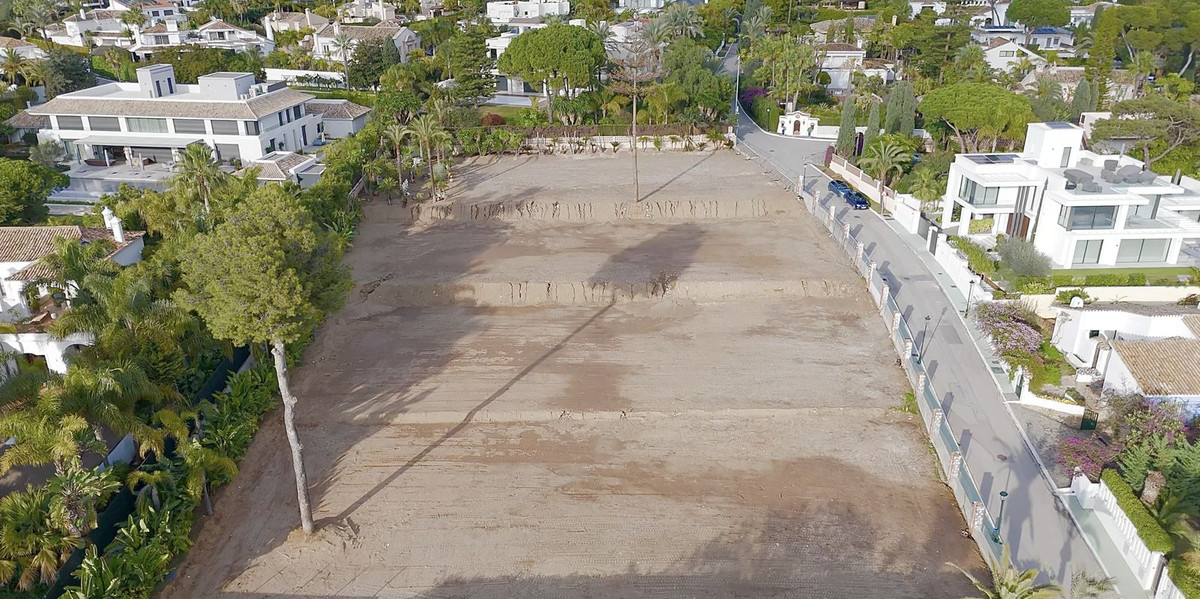 Percelen te koop in Los Monteros | 0 slaapkamers H5315137