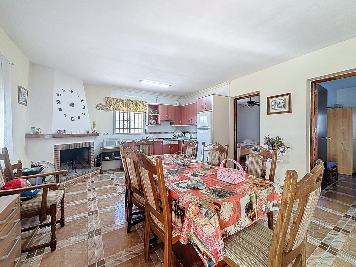 Grond te koop in Macharaviaya | 3 slaapkamers H5255146