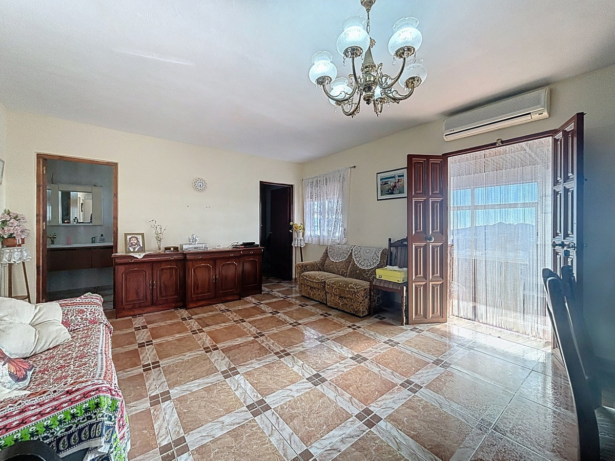 Grond te koop in Macharaviaya | 3 slaapkamers H5255146