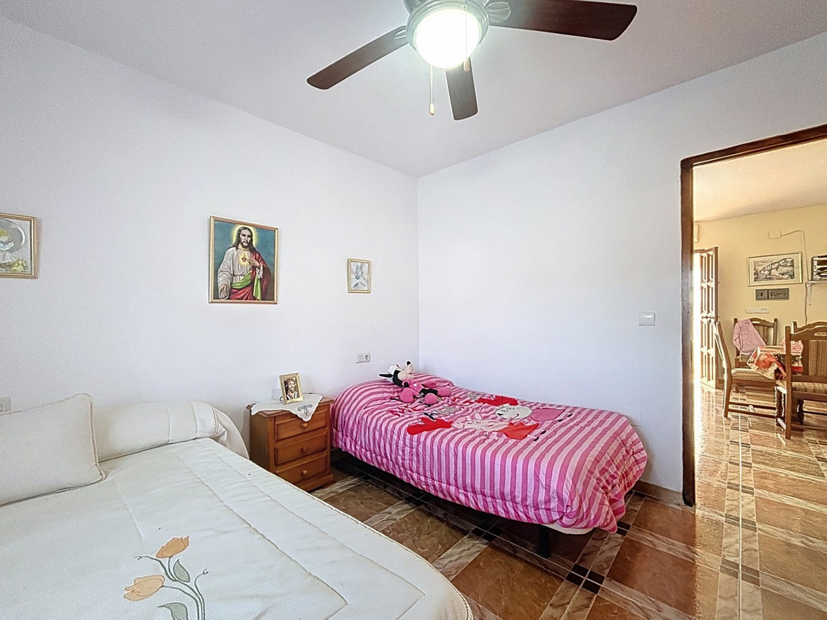 Grond te koop in Macharaviaya | 3 slaapkamers H5255146