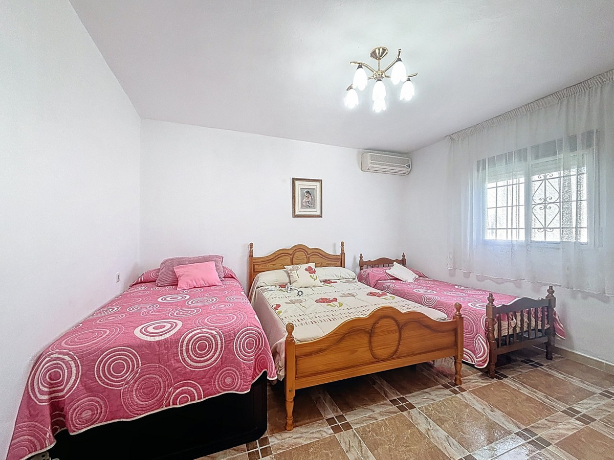 Grond te koop in Macharaviaya | 3 slaapkamers H5255146