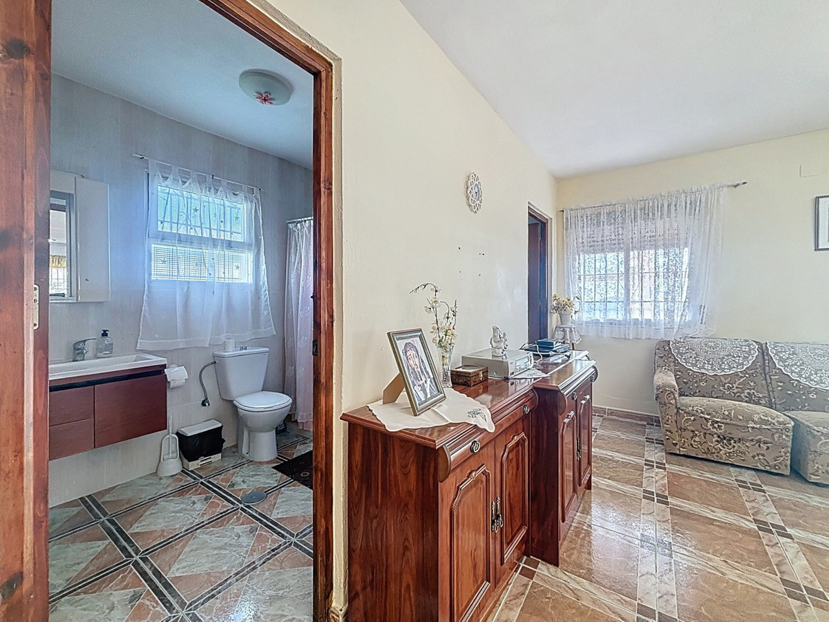 Grond te koop in Macharaviaya | 3 slaapkamers H5255146