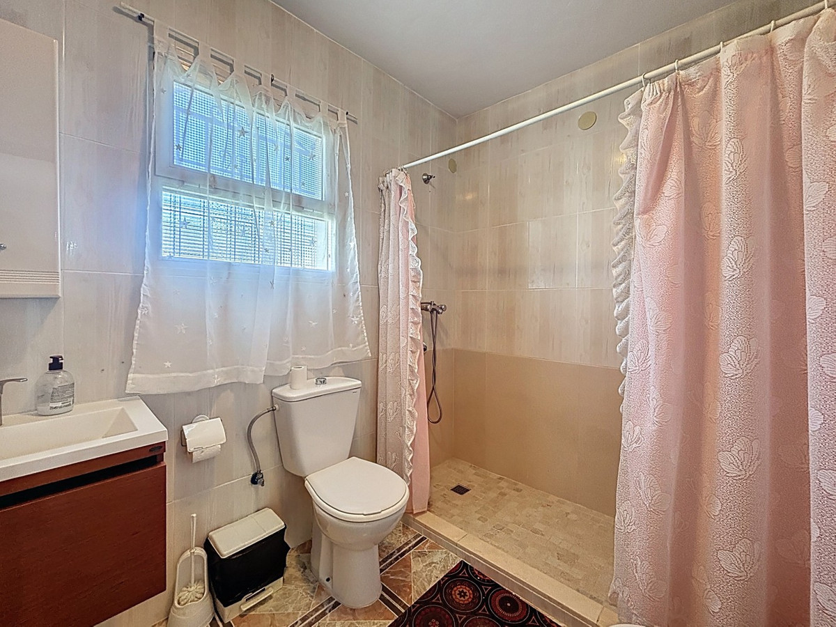 Grond te koop in Macharaviaya | 3 slaapkamers H5255146