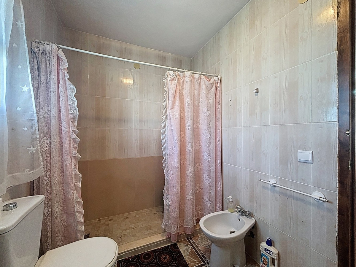 Grond te koop in Macharaviaya | 3 slaapkamers H5255146