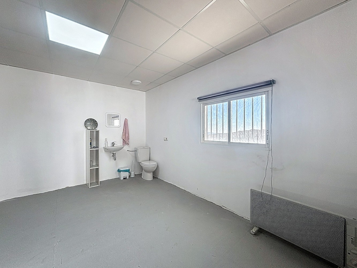 Grond te koop in Macharaviaya | 3 slaapkamers H5255146