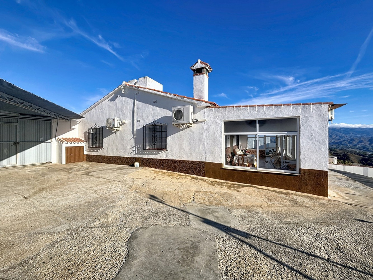 Grond te koop in Macharaviaya | 3 slaapkamers H5255146