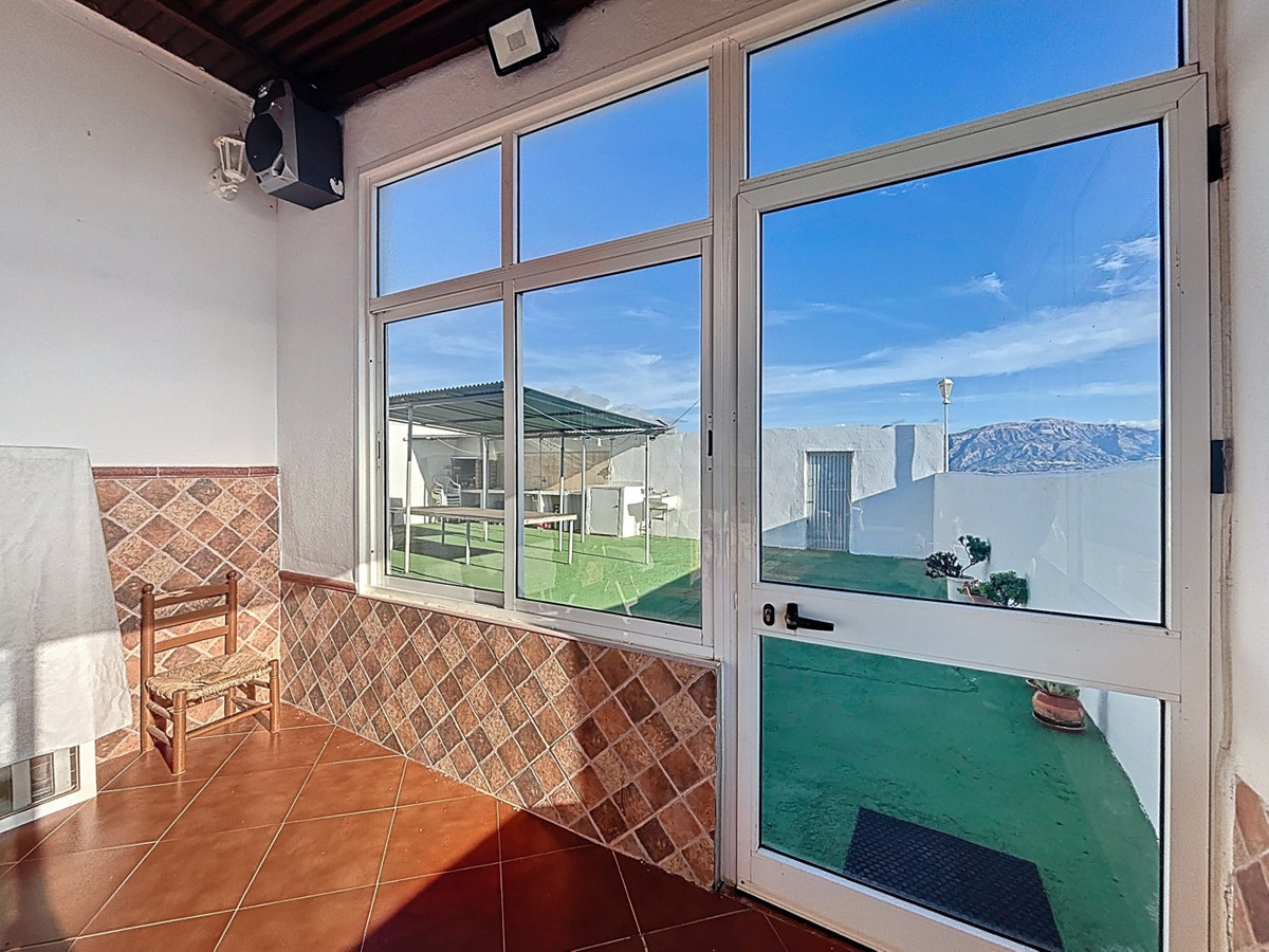 Grond te koop in Macharaviaya | 3 slaapkamers H5255146