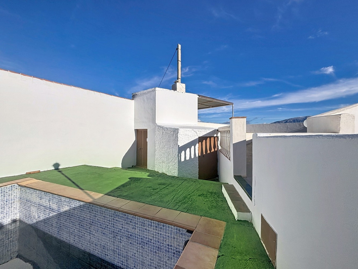 Grond te koop in Macharaviaya | 3 slaapkamers H5255146