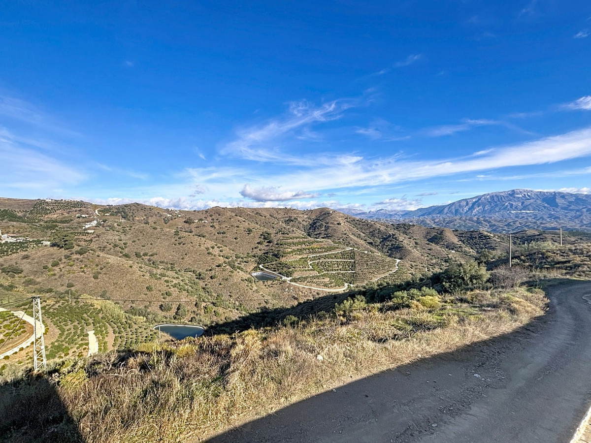 Grond te koop in Macharaviaya | 3 slaapkamers H5255146