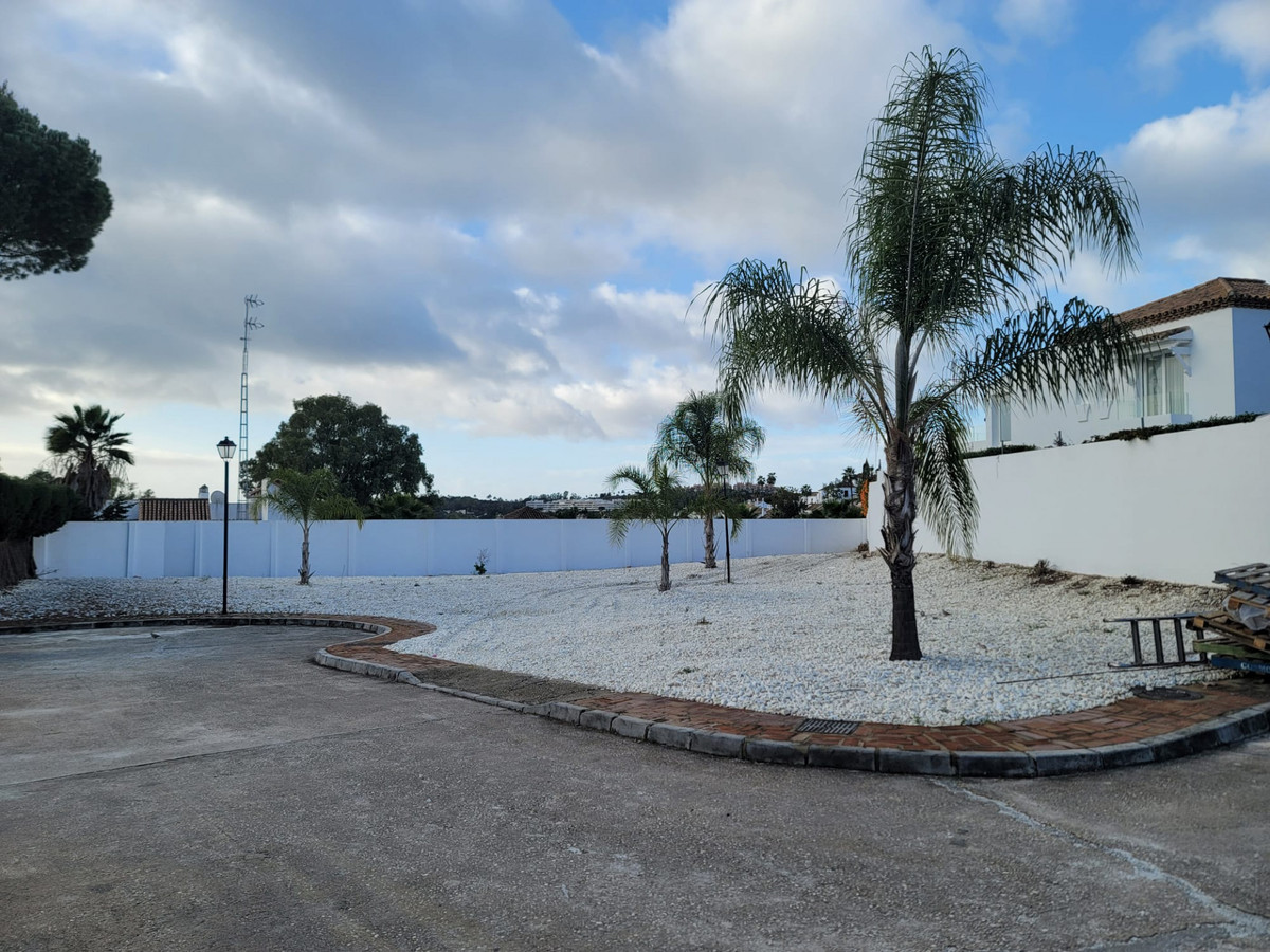 Grond te koop in Nueva Andalucía | 0 slaapkamers H4975219