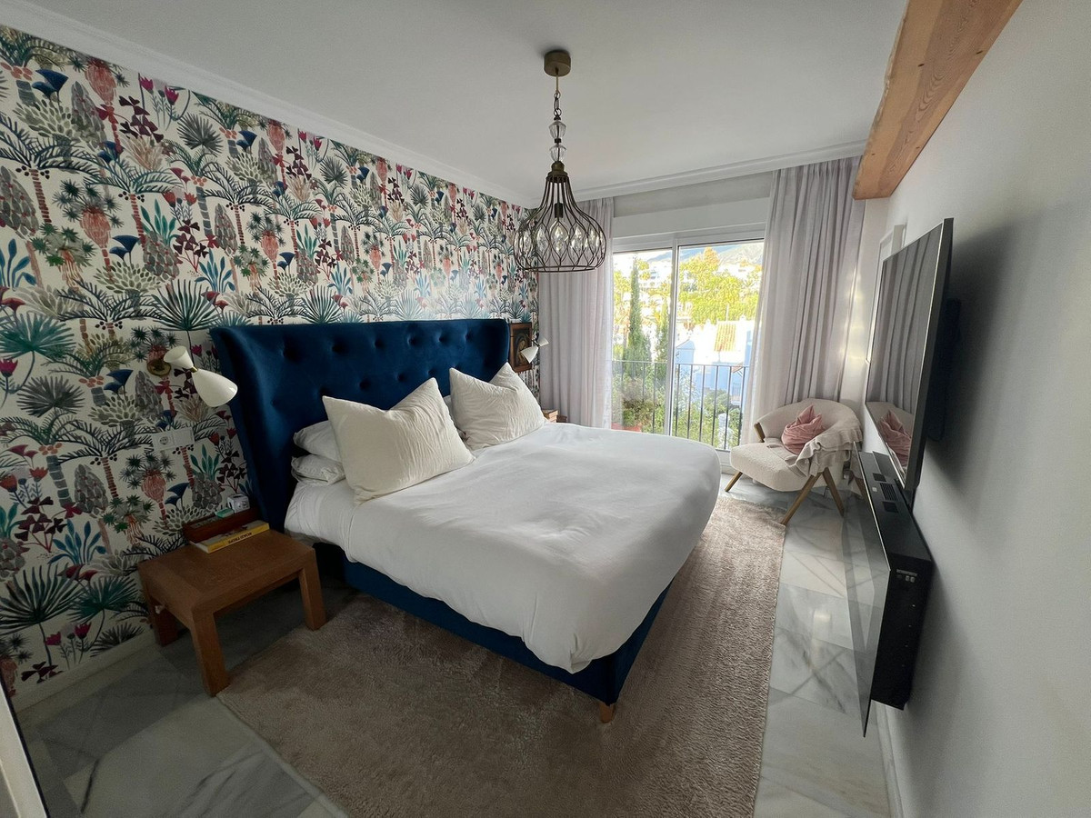 Appartement te koop in Nueva Andalucía | 2 slaapkamers H5261053