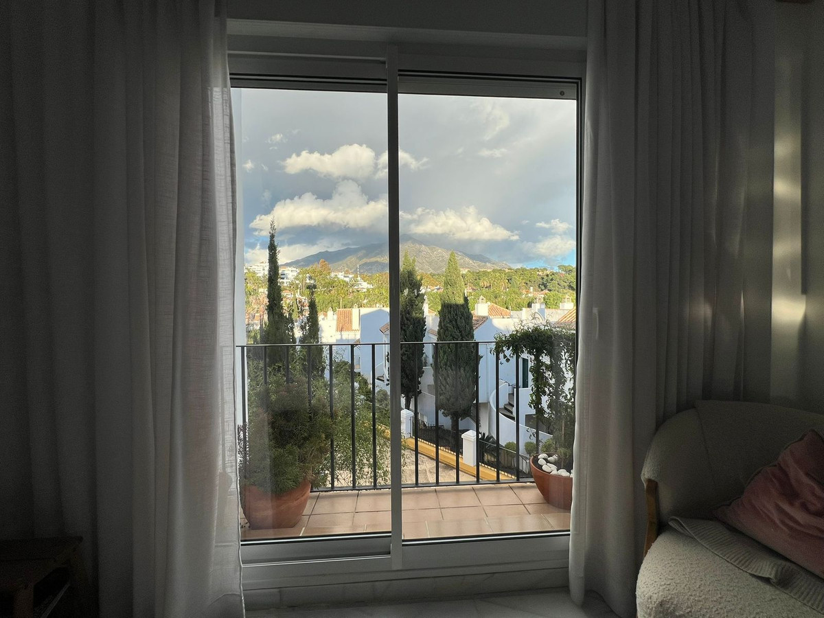 Appartement te koop in Nueva Andalucía | 2 slaapkamers H5261053