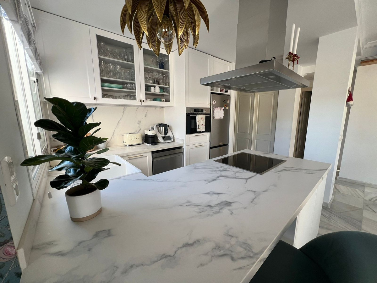 Appartement te koop in Nueva Andalucía | 2 slaapkamers H5261053