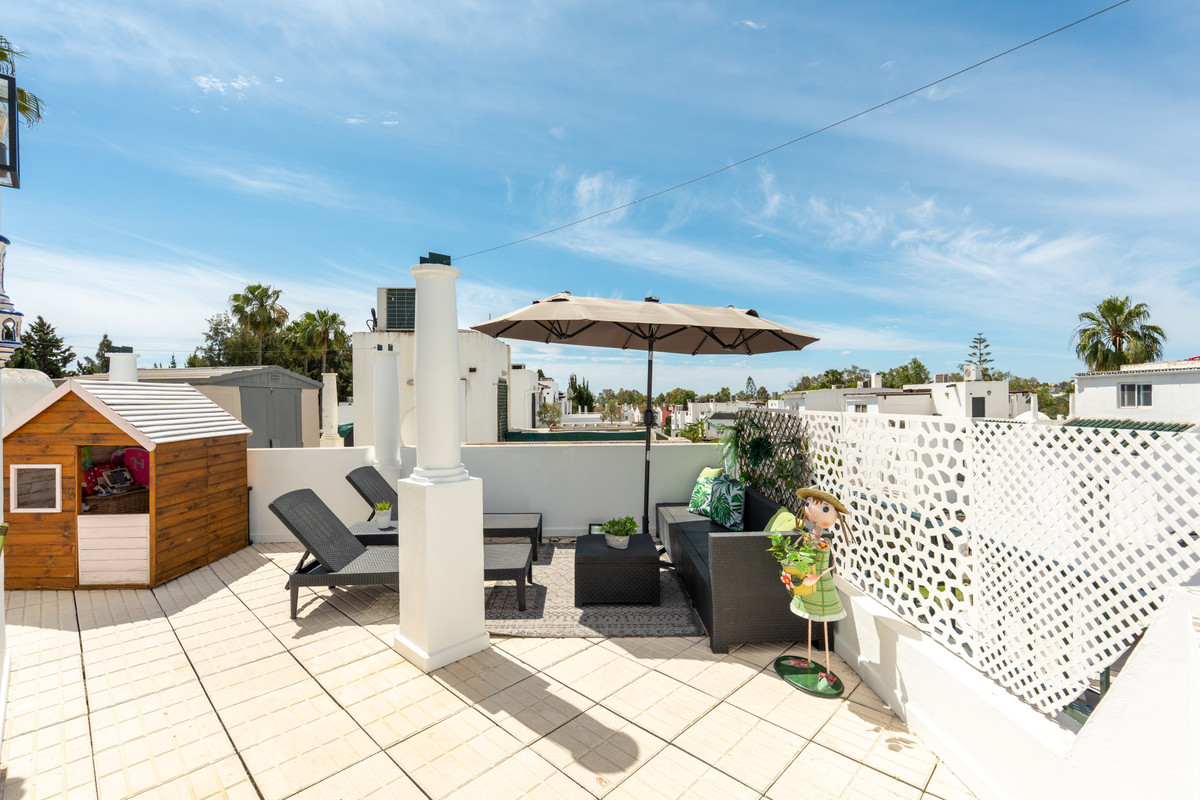 Huis te koop in Nueva Andalucía | 4 slaapkamers H5387386