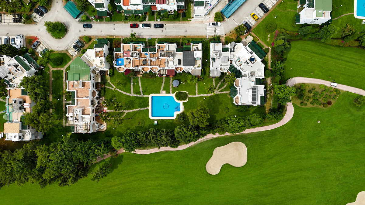 Huis te koop in Nueva Andalucía | 4 slaapkamers H5387386